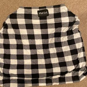 Milk snob car seat & feeding cover